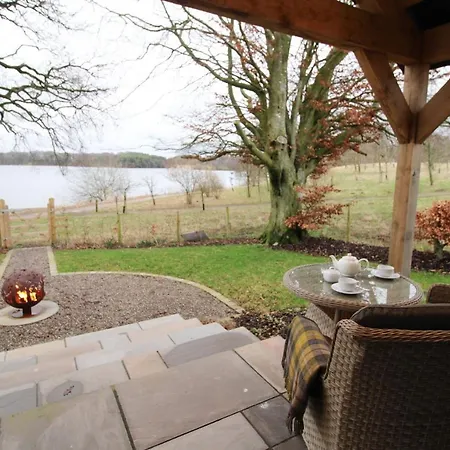 Waters Edge, Talkin Tarn, A Luxurious With Stunning Views Over The Tarn 別荘 *