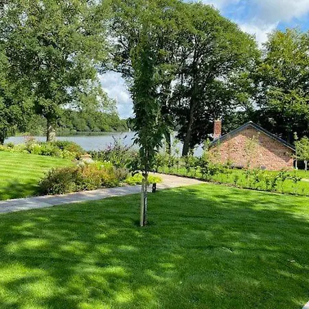 別荘 Waters Edge, Talkin Tarn, A Luxurious With Stunning Views Over The Tarn *