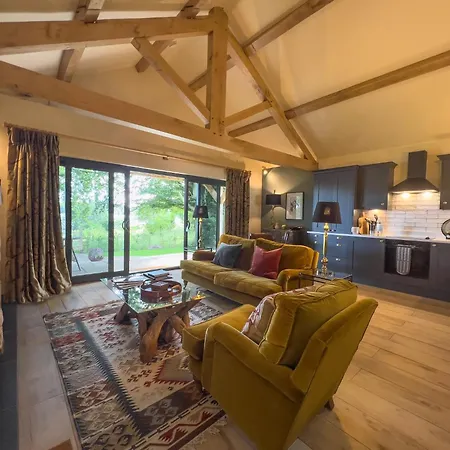 Waters Edge, Talkin Tarn, A Luxurious With Stunning Views Over The Tarn Brampton (Cumbria)