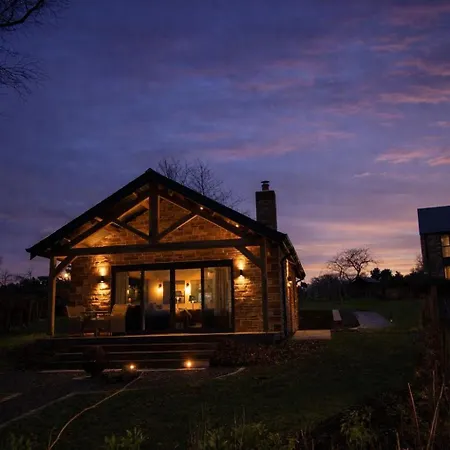 Waters Edge, Talkin Tarn, A Luxurious With Stunning Views Over The Tarn